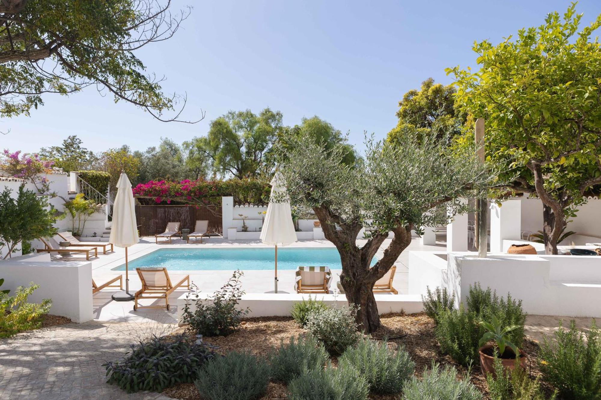 Amago Guesthouse Santa Barbara de Nexe Exterior photo