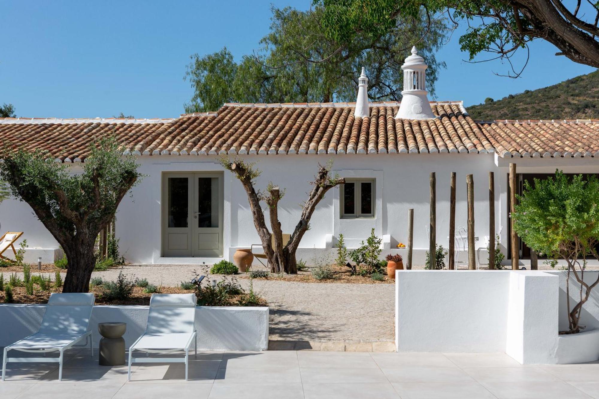 Amago Guesthouse Santa Barbara de Nexe Exterior photo